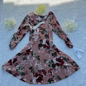 Girls dress with chokers